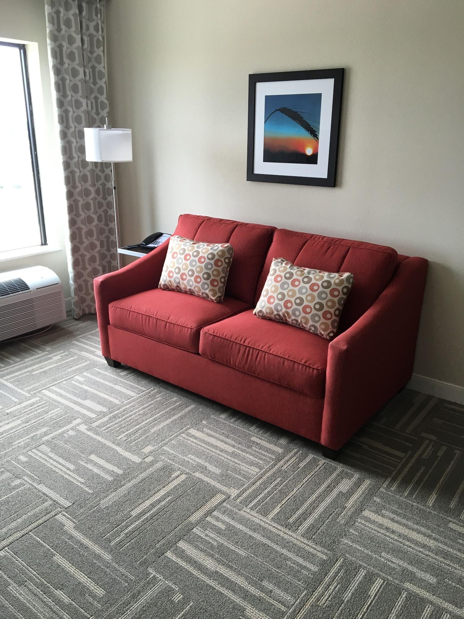 Hampton Inn Mcpherson Екстериор снимка